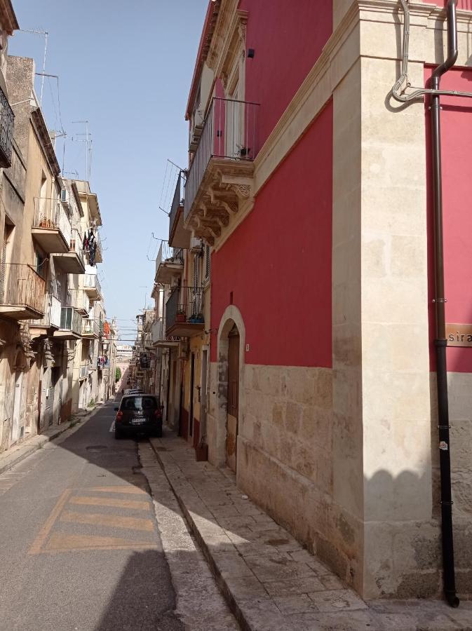 Appartamento Locazione turistica da Enzo e Maria Ragusa Esterno foto